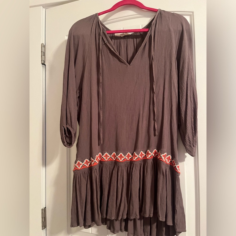 Love stitch taupe dress